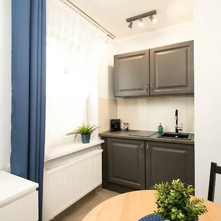 Good Night | Police *