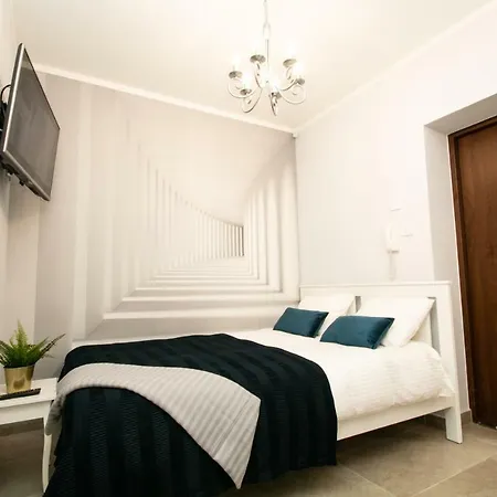 Good Night | Police Apartmán Štetín