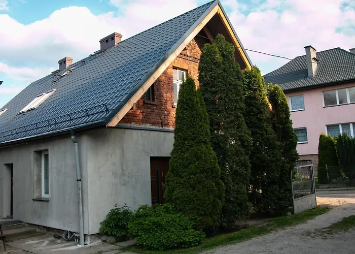 Good Night | Police Lägenhet